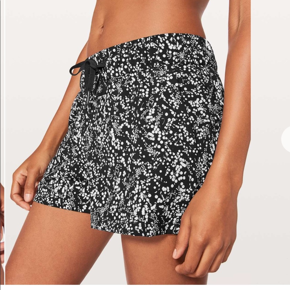 lululemon On the Fly Shorts